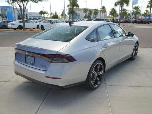 Solar Silver Metallic 2026 Honda Accord SE