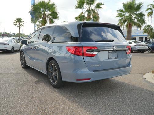Sonic Gray Pearl 2024 Honda Odyssey Elite