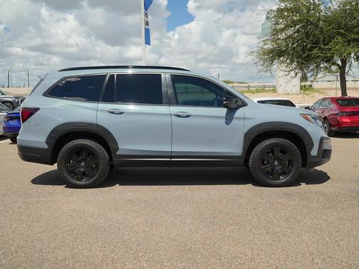 2022 Honda Pilot AWD TrailSport