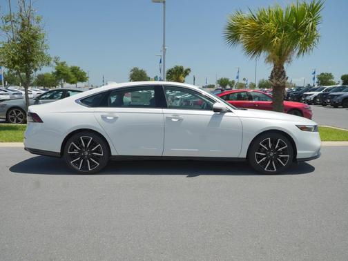 Platinum White Pearl 2026 Honda Accord Hybrid Touring