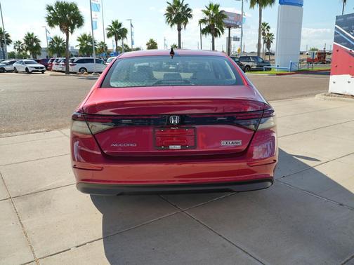 2025 Honda Accord Sport SE 1.5T