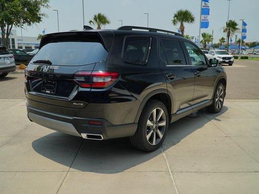 2025 Honda Pilot Elite