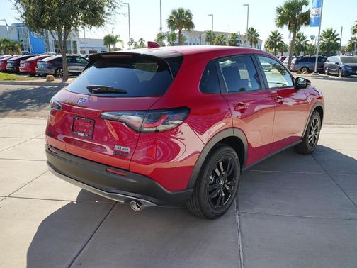 2026 Honda HR-V AWD Sport