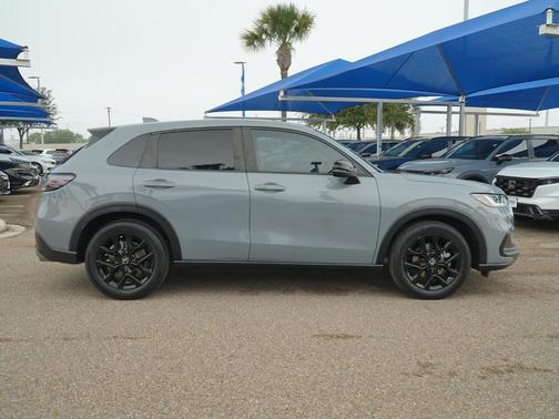 Urban Gray Pearl 2024 Honda HR-V 2WD Sport