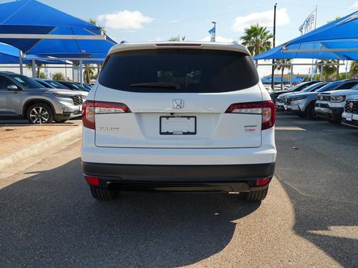 2022 Honda Pilot 2WD Sport