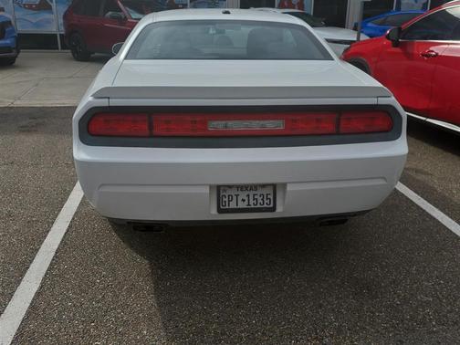 2014 Dodge Challenger SXT