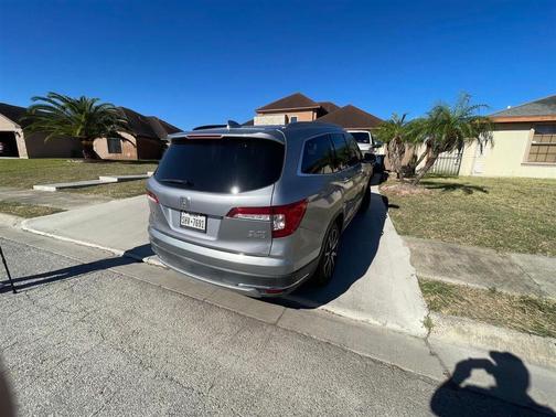 Lunar Silver Metallic 2020 Honda Pilot AWD Elite