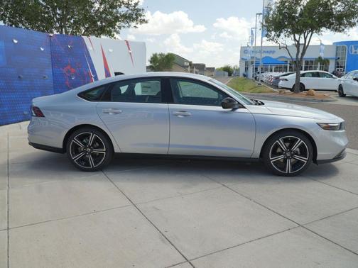Solar Silver Metallic 2026 Honda Accord SE