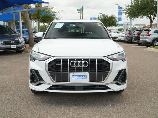Ibis White 2022 Audi Q3 45 S line Premium