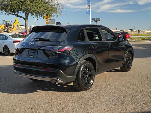 2025 Honda HR-V AWD Sport