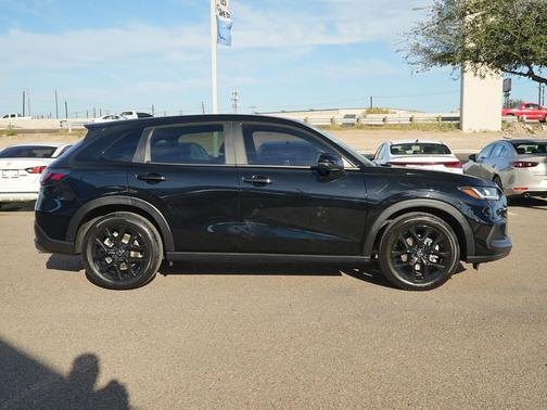 2025 Honda HR-V AWD Sport