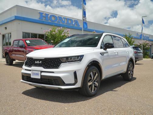 Glacial White Pearl 2023 Kia Sorento S