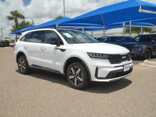Glacial White Pearl 2023 Kia Sorento S