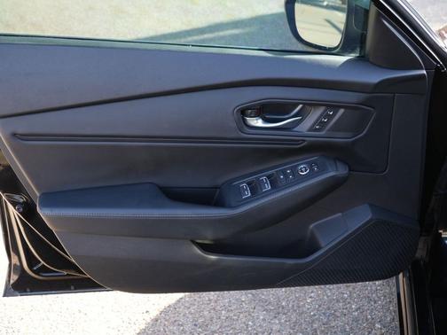 Crystal Black Pearl 2025 Honda Accord Hybrid Sport-L