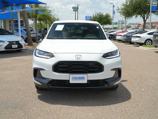 Platinum White Pearl 2023 Honda HR-V 2WD Sport