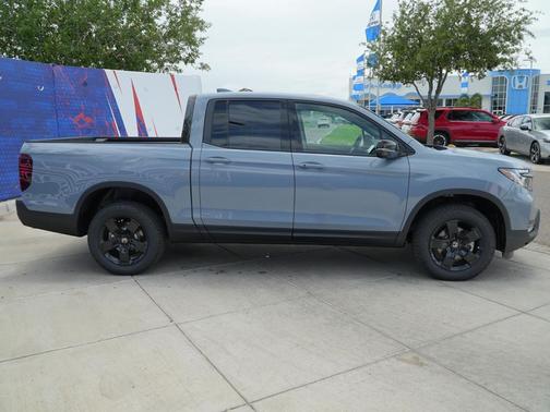 Sonic Gray Pearl 2026 Honda Ridgeline Black