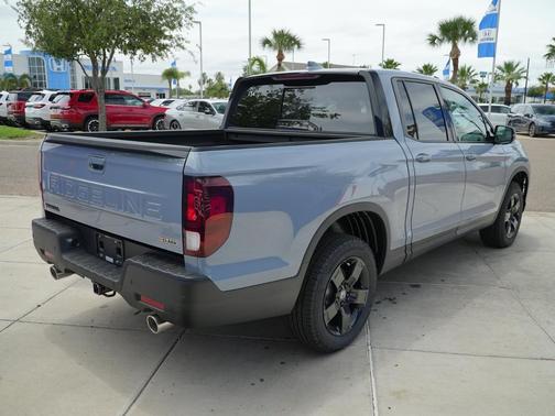 Sonic Gray Pearl 2026 Honda Ridgeline Black
