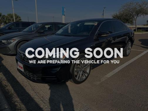 2019 Volkswagen Passat 2.0T R-Line