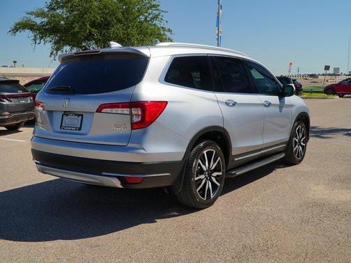 2021 Honda Pilot AWD Elite