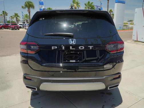 Crystal Black Pearl 2026 Honda Pilot EX-L