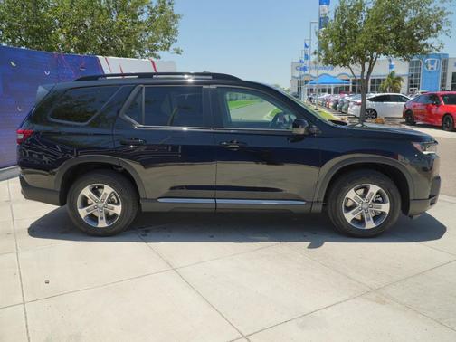 Crystal Black Pearl 2026 Honda Pilot EX-L