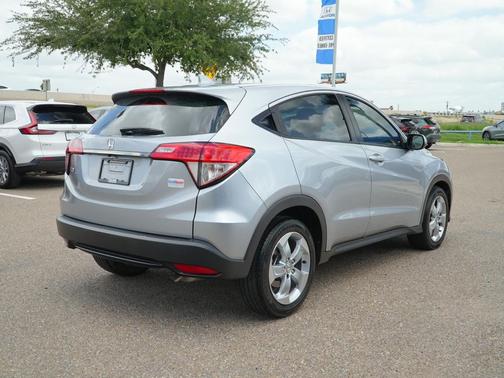 Lunar Silver Metallic 2019 Honda HR-V LX