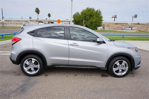 Lunar Silver Metallic 2019 Honda HR-V LX