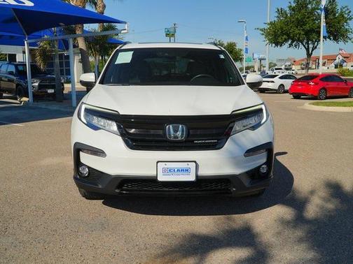 2022 Honda Pilot AWD Black Edition