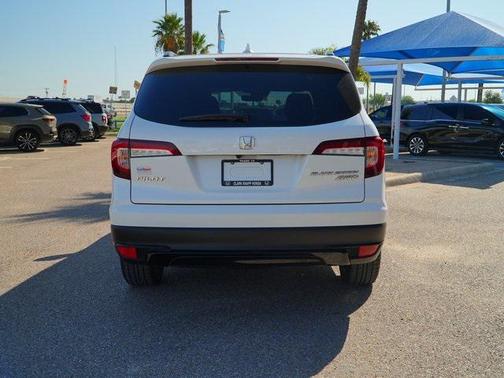 2022 Honda Pilot AWD Black Edition