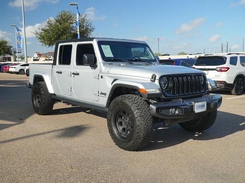 2024 Jeep Gladiator Willys