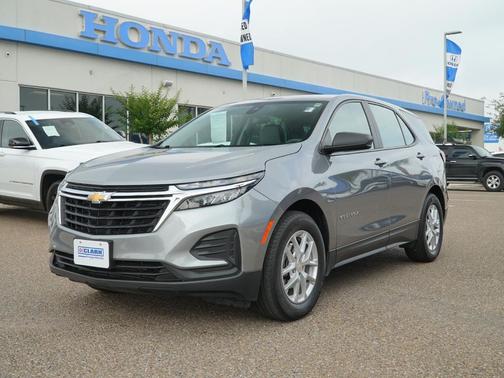 Sterling Gray Metallic 2023 Chevrolet Equinox LS