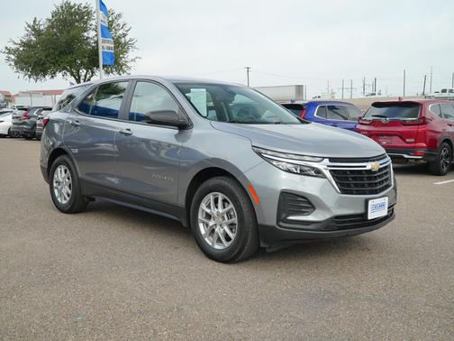 Sterling Gray Metallic 2023 Chevrolet Equinox LS