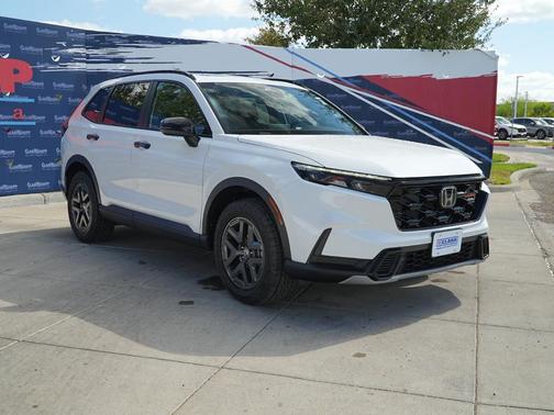 Platinum White Pearl 2026 Honda CR-V Hybrid TrailSport AWD