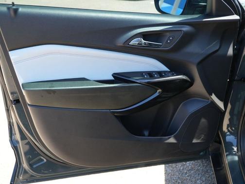 Cypress Gray 2026 Chevrolet Trax LT