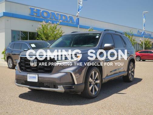 Modern Steel Metallic 2024 Honda Pilot Elite