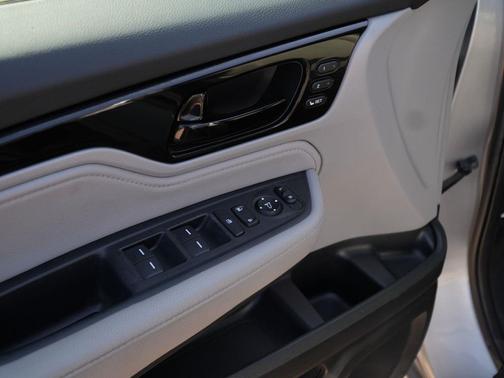 Lunar Silver Metallic 2023 Honda Odyssey Touring