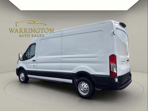 Oxford White 2023 Ford Transit-250 Base