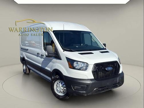 Oxford White 2022 Ford Transit-250 Base