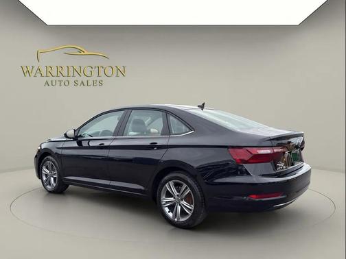 Deep Black Pearl 2024 Volkswagen Jetta 1.5T SE