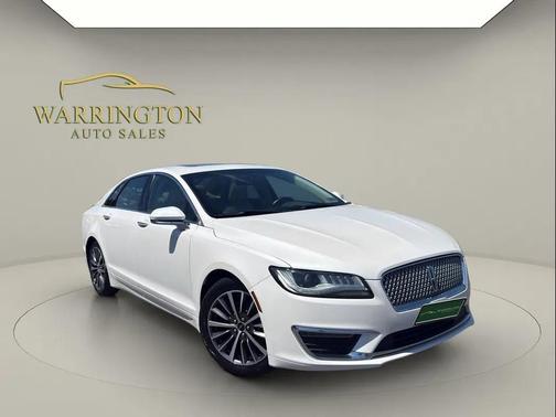 White 2017 Lincoln MKZ Base