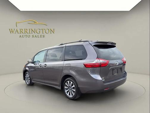 Predawn Gray Mica 2020 Toyota Sienna XLE