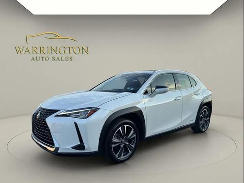 Eminent White Pearl 2020 Lexus UX 250h Base