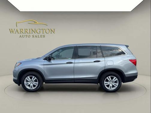 Silver 2018 Honda Pilot LX