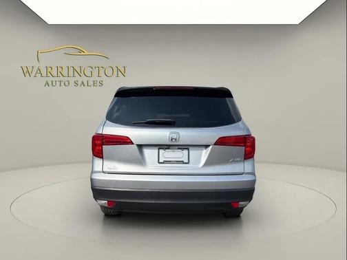 Silver 2018 Honda Pilot LX