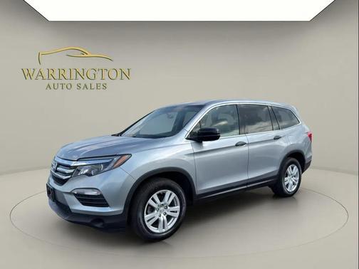 Silver 2018 Honda Pilot LX