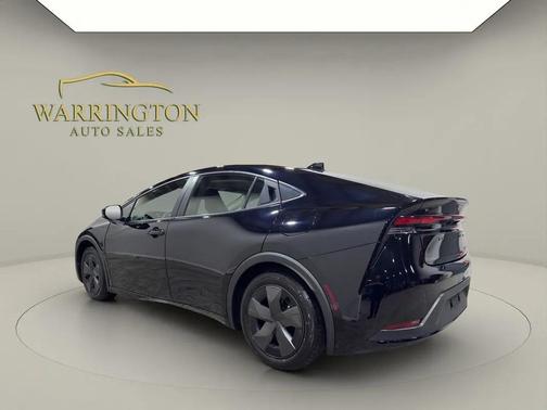 2024 Toyota Prius LE
