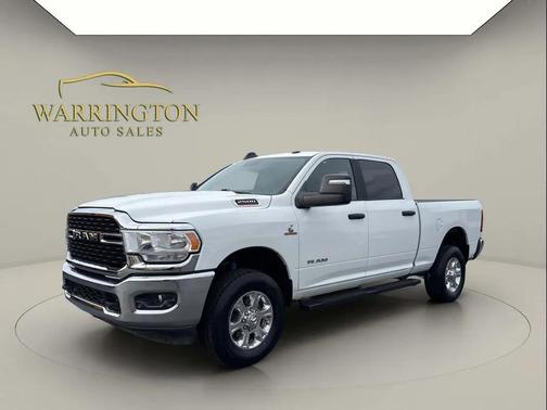 Bright White Clearcoat 2024 RAM 2500 Big Horn Crew Cab 4x4 6'4' Box