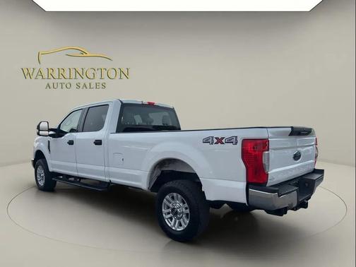 Oxford White 2019 Ford F-250 XLT