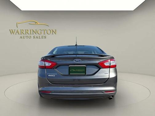 Gray 2016 Ford Fusion SE