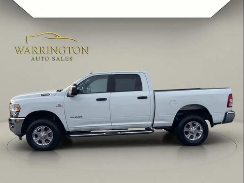 Bright White Clearcoat 2024 RAM 2500 Big Horn Crew Cab 4x4 6'4' Box